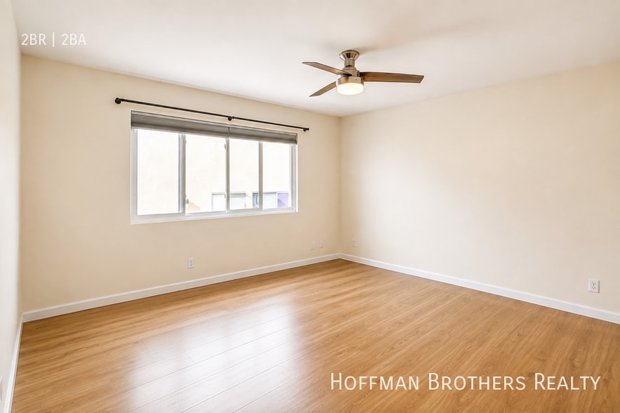 Building Photo - 1206 S Holt Ave