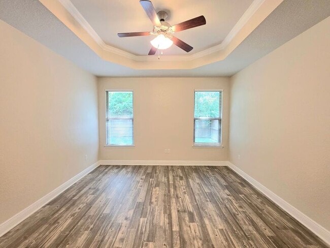Building Photo - 5297 Parkside Dr