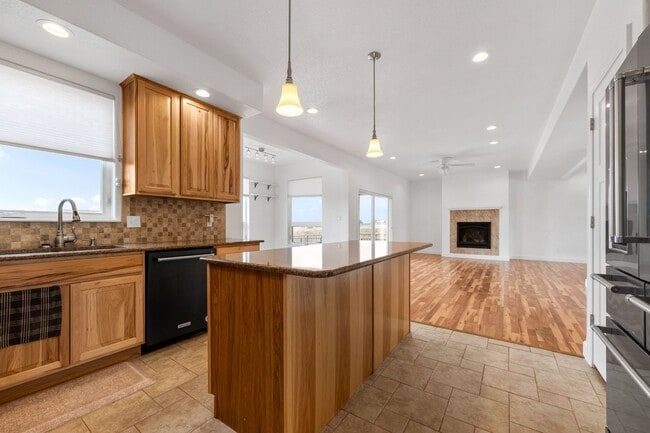 Building Photo - A Beautiful Home in the Heart of Pueblo West!