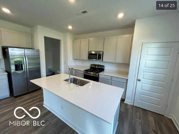 Building Photo - 2157 Egbert Rd