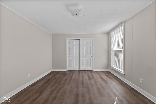 Building Photo - 195 W Marion St