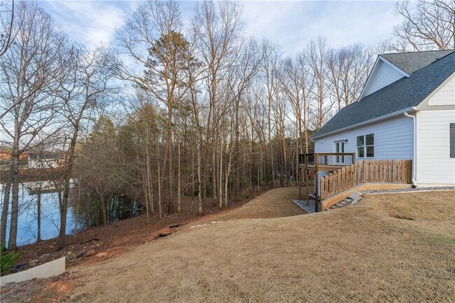 Building Photo - 450 Oliver Ridge Dr