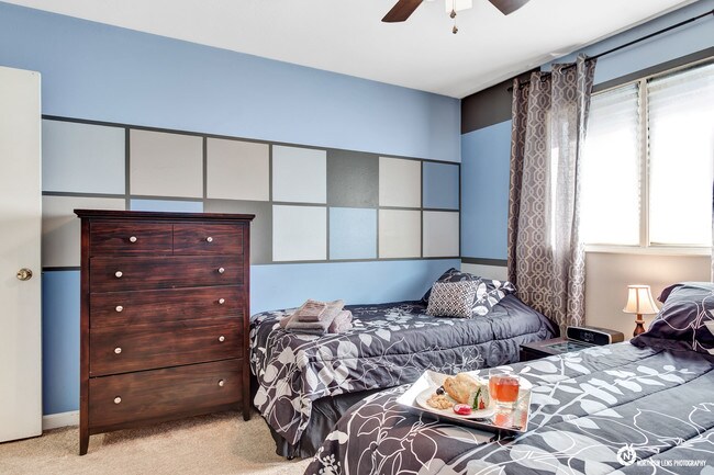 Building Photo - 1726 Cache Dr