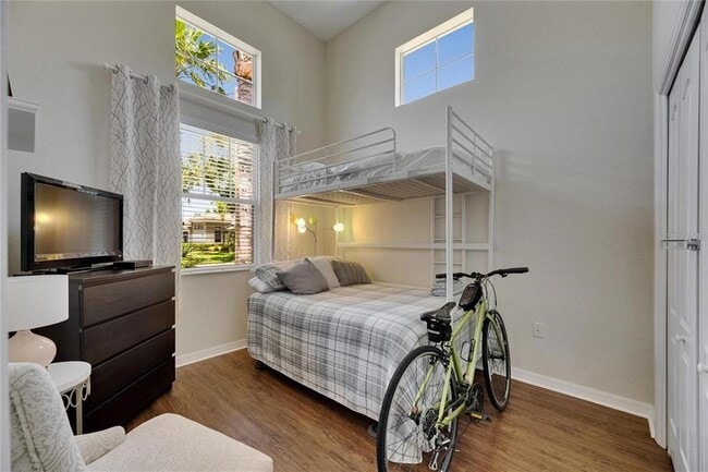 Building Photo - 2068 Sifield Greens Way