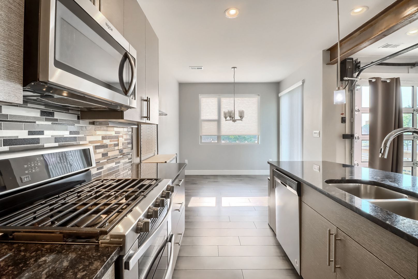 Building Photo - 12243 W Alameda Dr