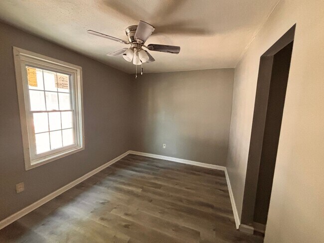 Building Photo - Florence SC 13