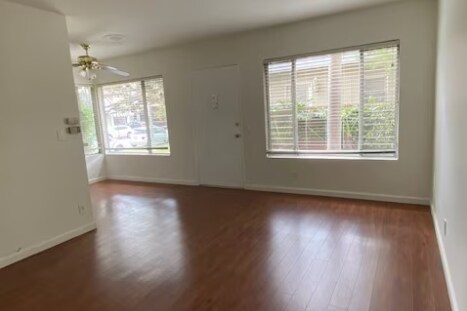 Building Photo - 3834 Mentone Ave