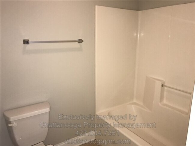 Building Photo - 2704 Stone Trace Dr