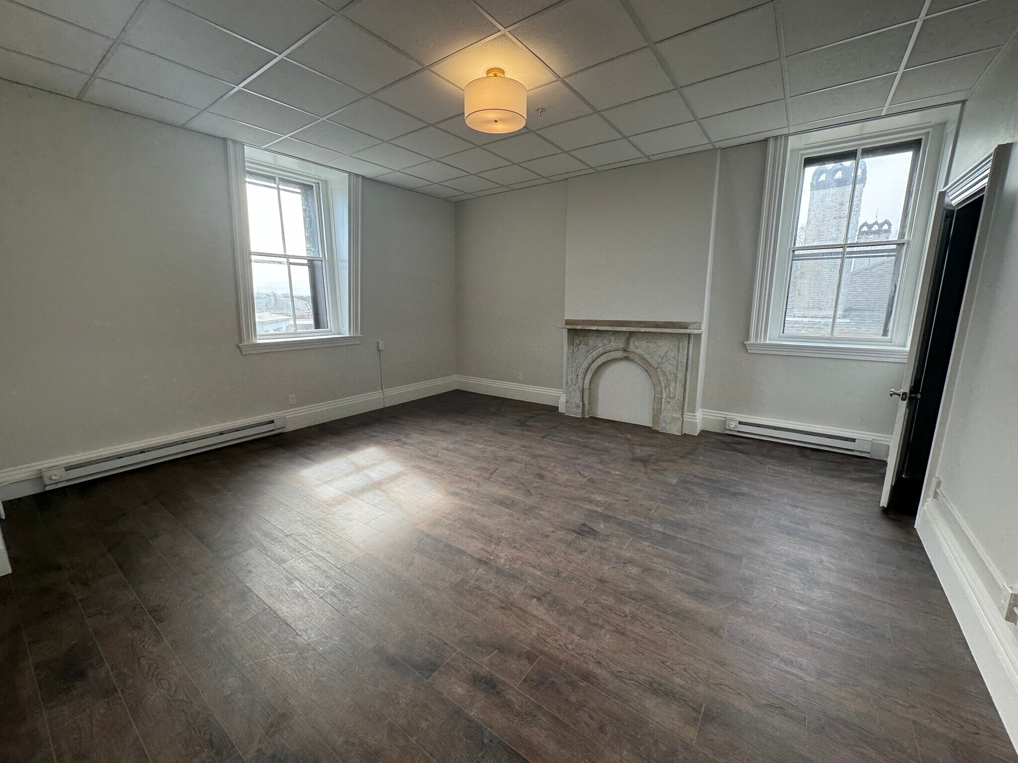 Building Photo - 134 Middle St