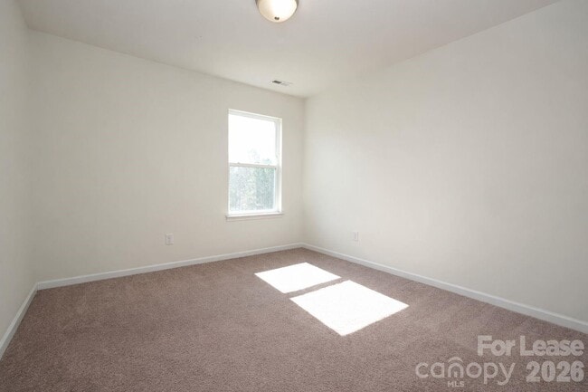 Building Photo - 3220 Berry Creek Rd