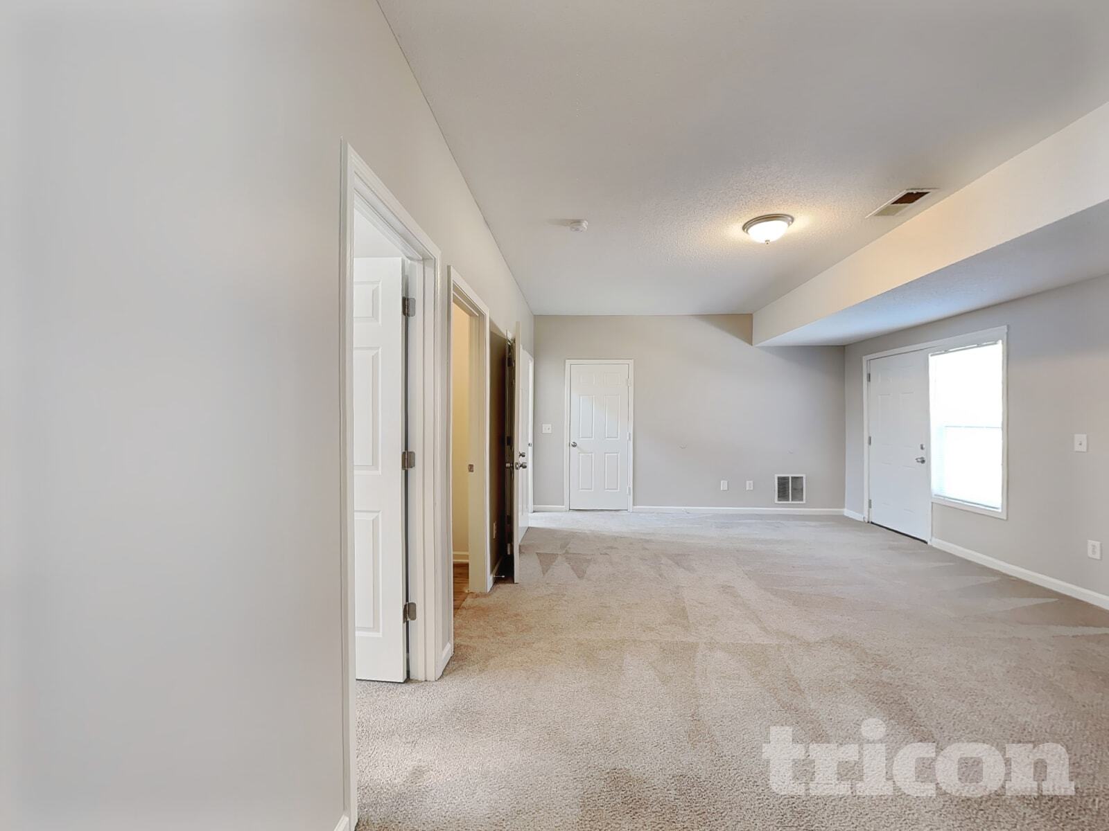 Building Photo - 5731 Newnan Cir