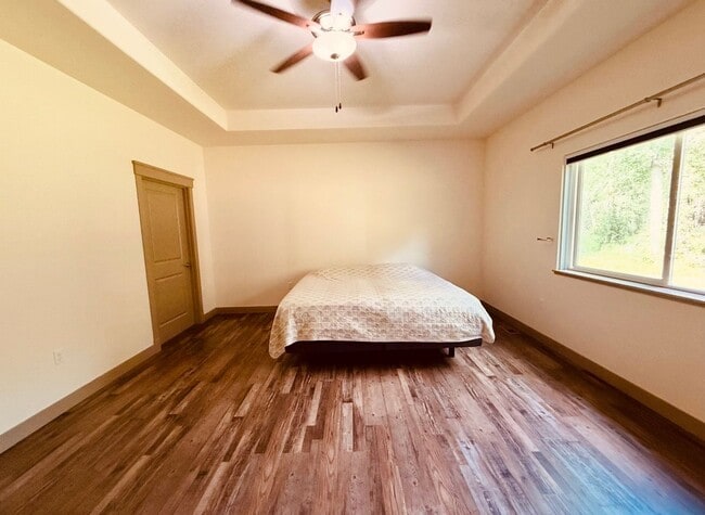 Building Photo - 17049 E Lori Ann Cir