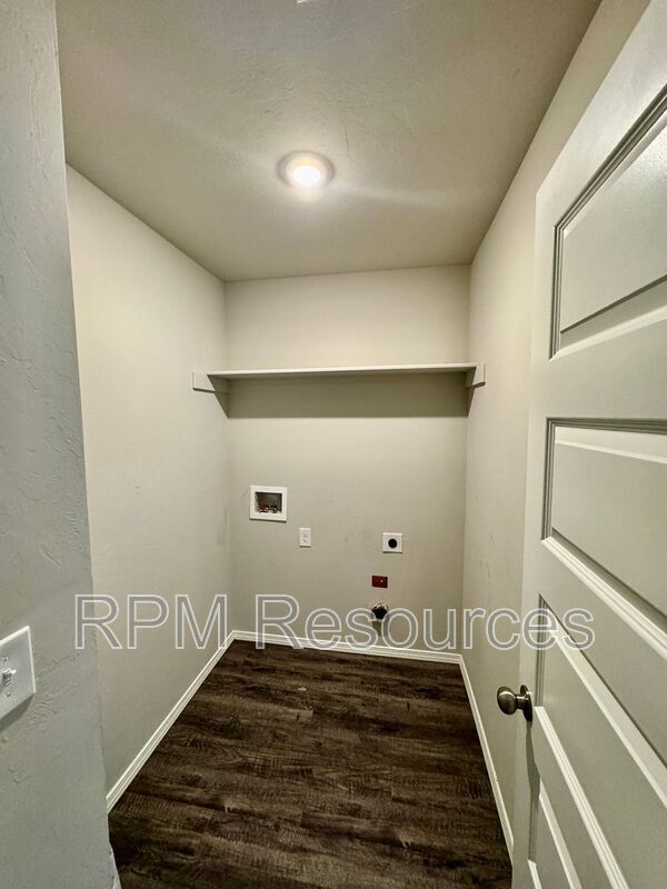 Building Photo - 12013 SW 31st St