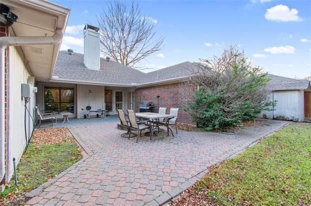 Building Photo - 806 Lockhaven Ln