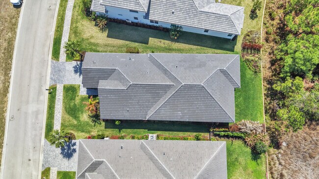 Building Photo - 138 Palma St