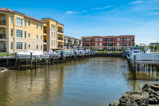 Building Photo - 120 Sunset Harbor Way