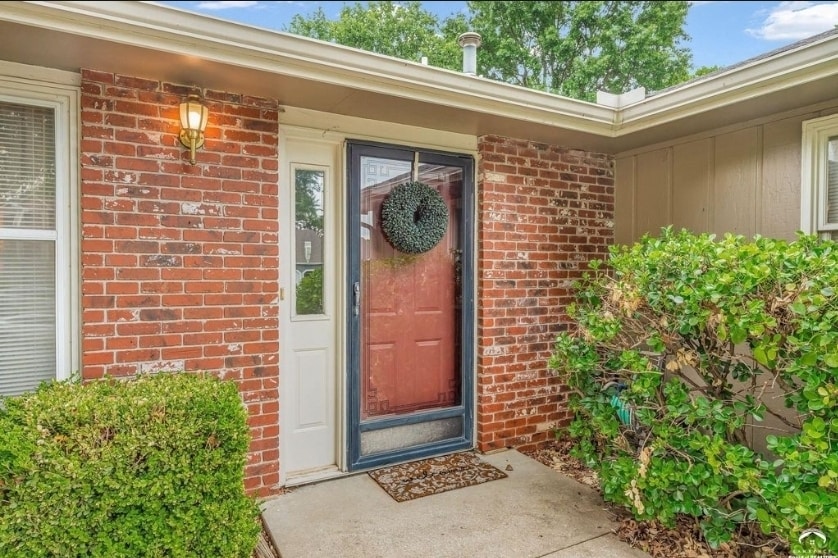Building Photo - 3612 Parkview Ct