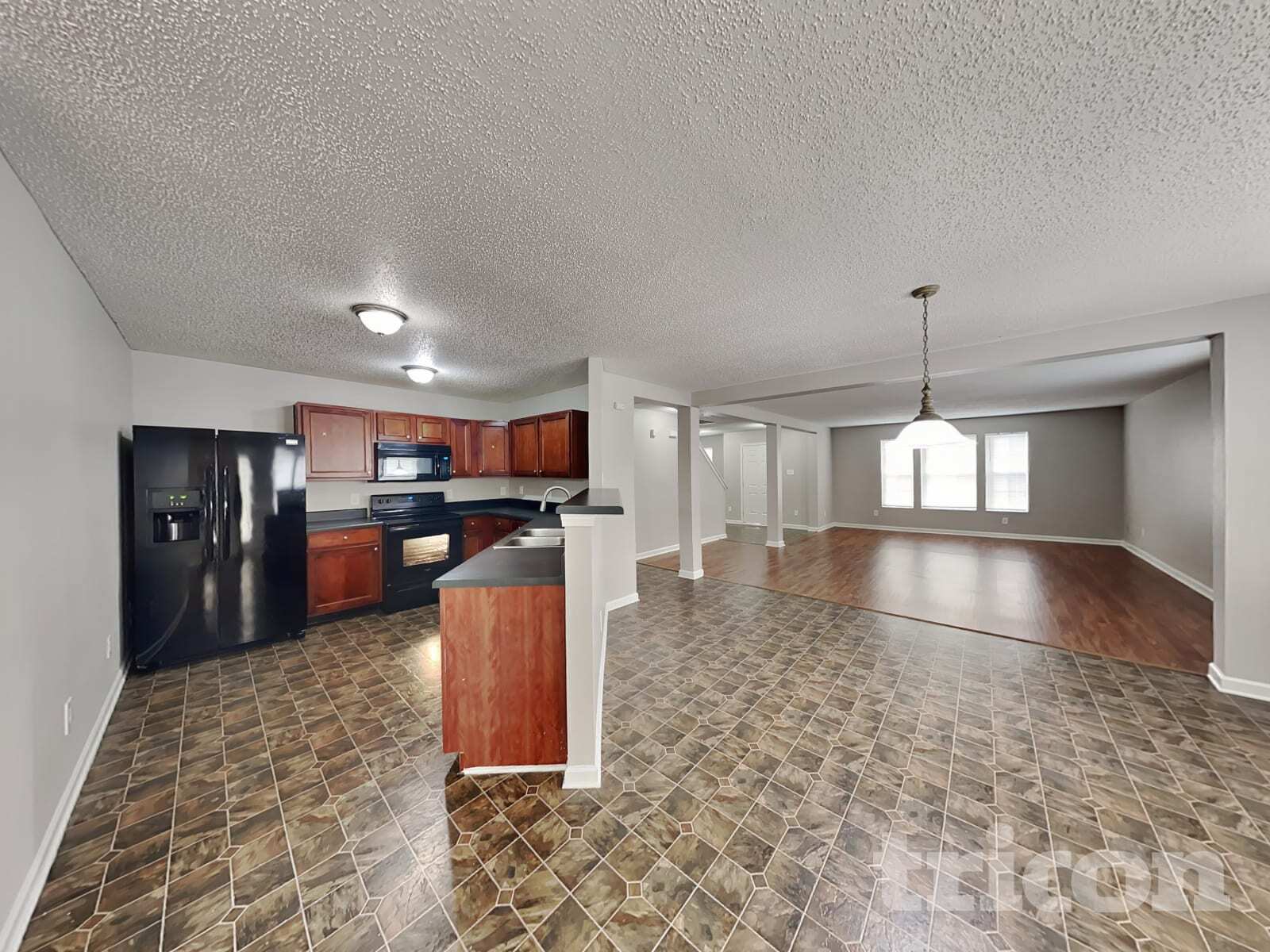 Building Photo - 901 Skywatch Ln