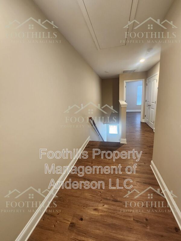 Building Photo - 113 Cypress Run