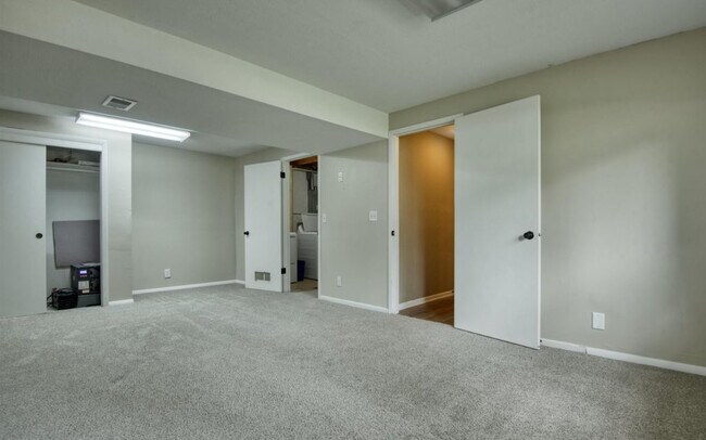 Building Photo - 2146 N 141st Ave