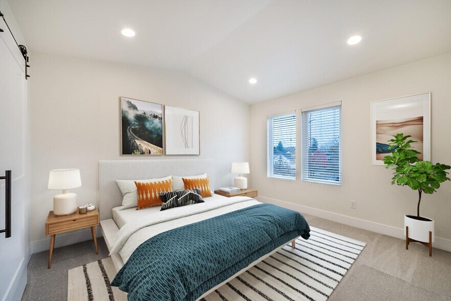 Building Photo - Luxurious University Park townhome near St Johns