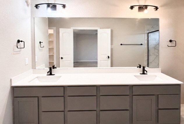 Building Photo - 2830 Scanlan Mdw