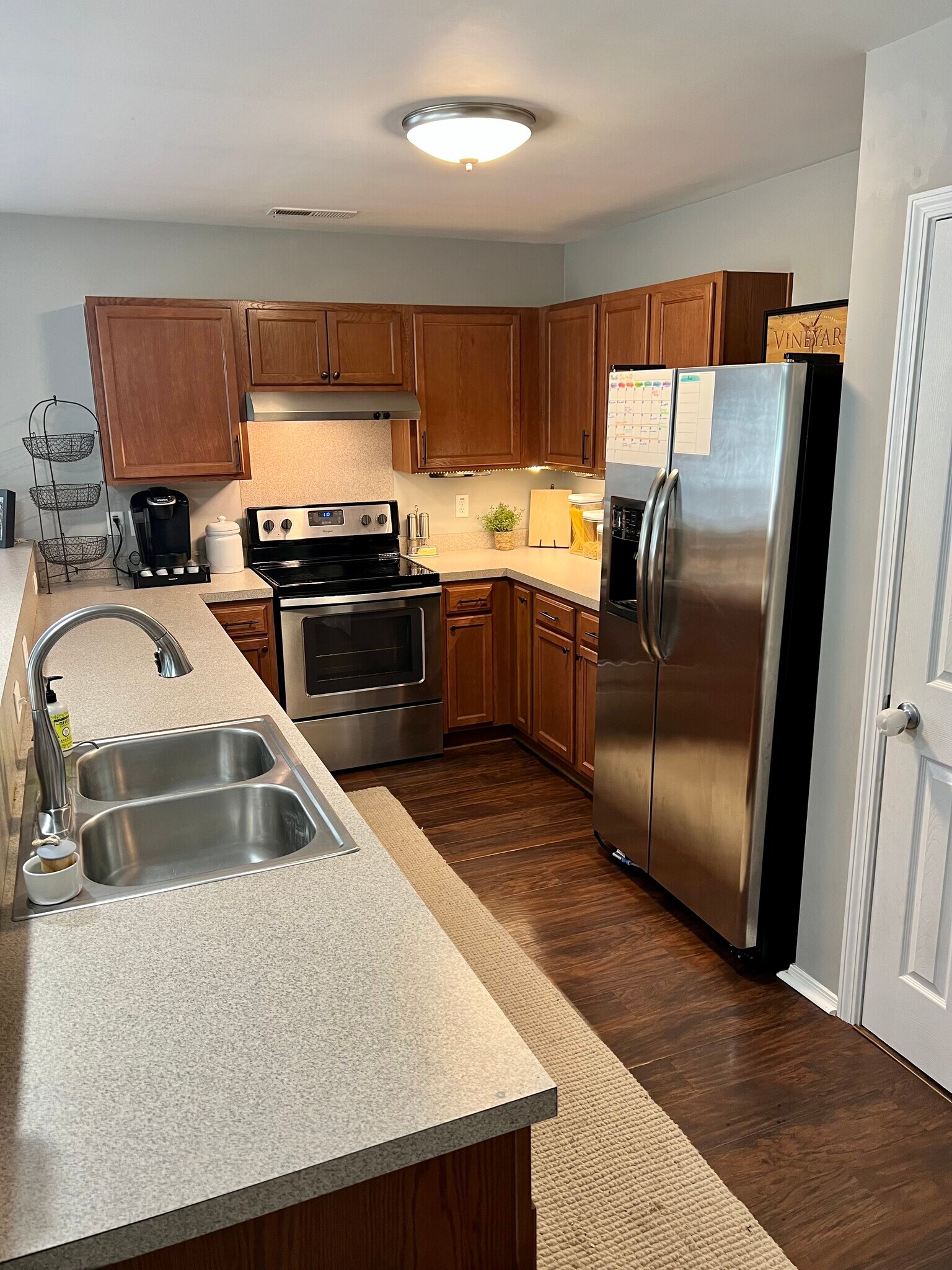 Kitchen - 2002 Claybourne Ct