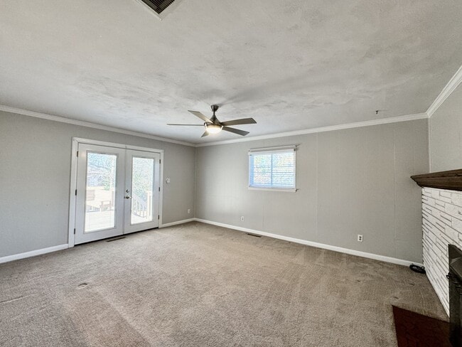 Building Photo - Available NOW! Lakefront 4 Bedroom/2 Bath Home, Pet-Friendly, Fenced Yard, Great School Zones!