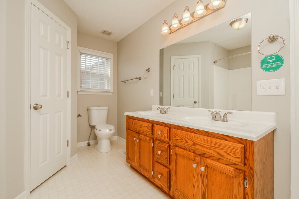 Building Photo - 114 Jesse Brown Dr