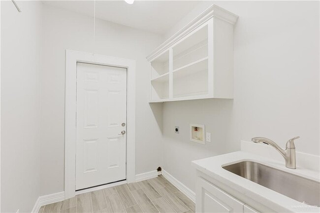 Building Photo - 18 N 23rd St