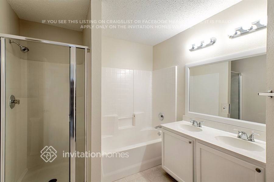 Building Photo - 4604 Bellcrest Dr