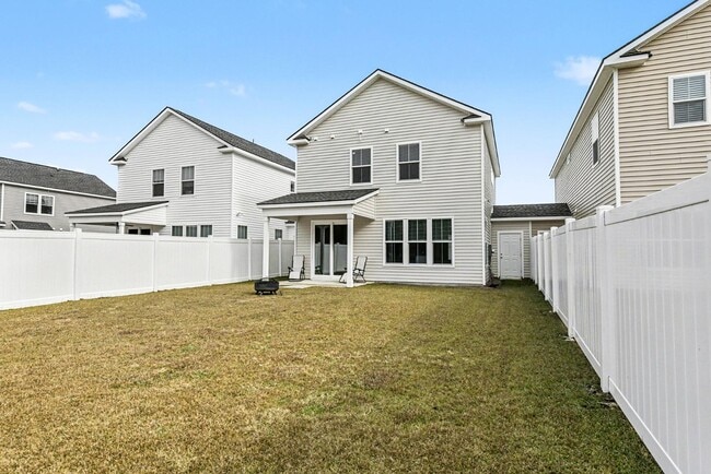 Building Photo - 153 Hawthorne Landing Dr