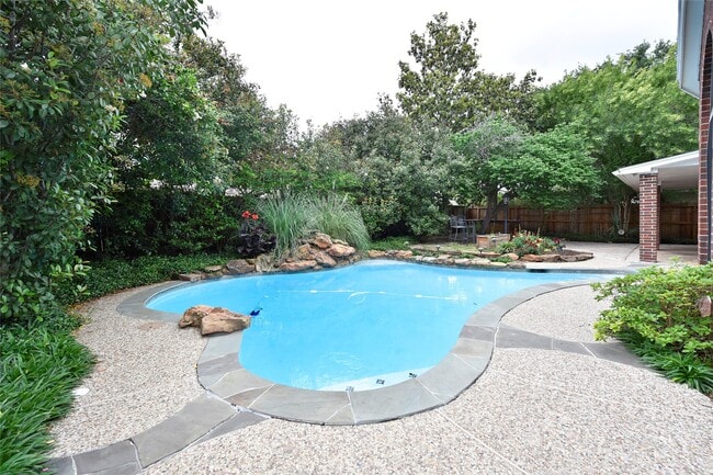 Building Photo - 19810 Emerald Leaf Dr