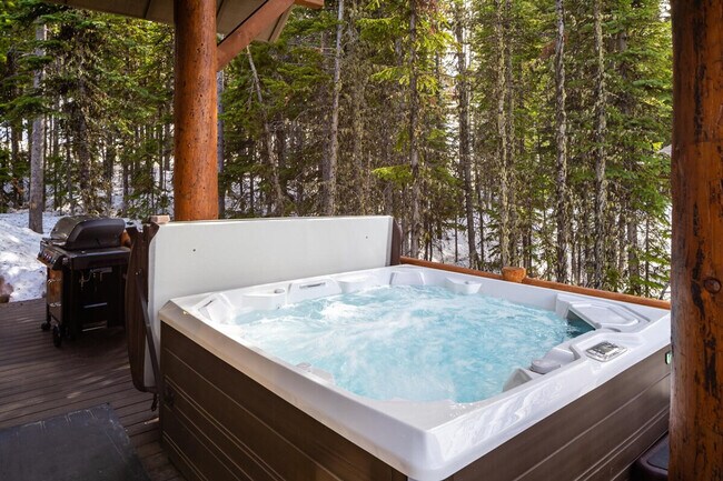 Building Photo - 4 Mountain Home Rd