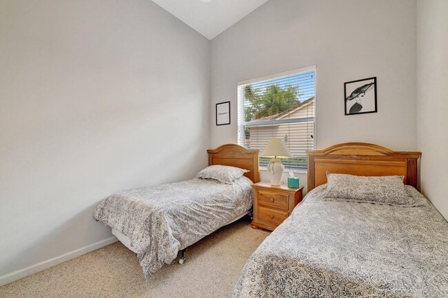 Building Photo - 9225 Wentworth Ln