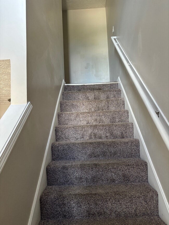 Building Photo - 125 Emory Ct