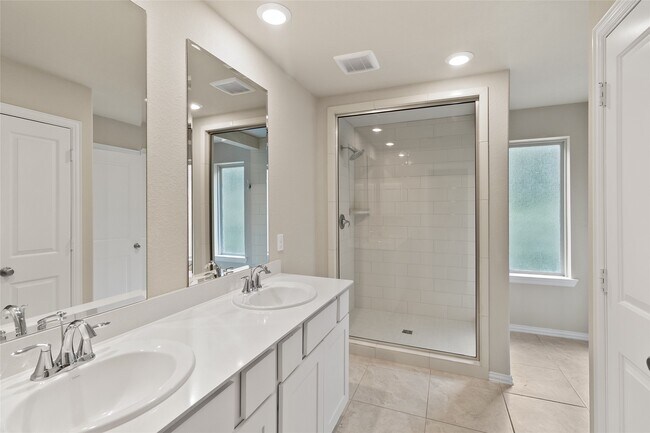 Building Photo - 134 Moon Dance Ct