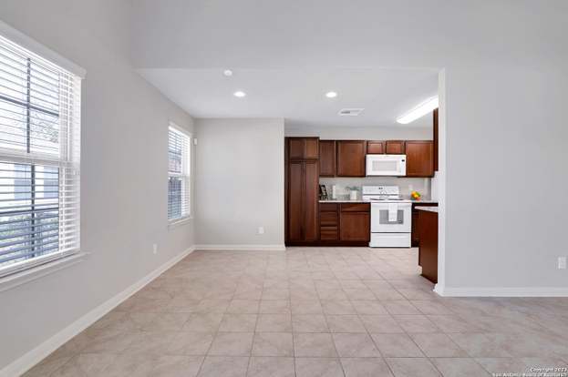 Building Photo - 130 Villa Grande
