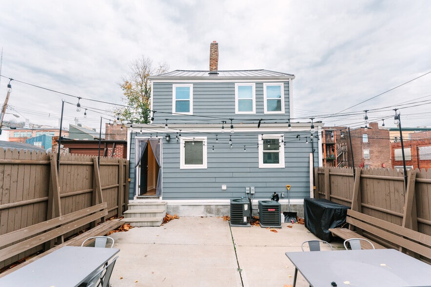 Building Photo - 118 Brim Way