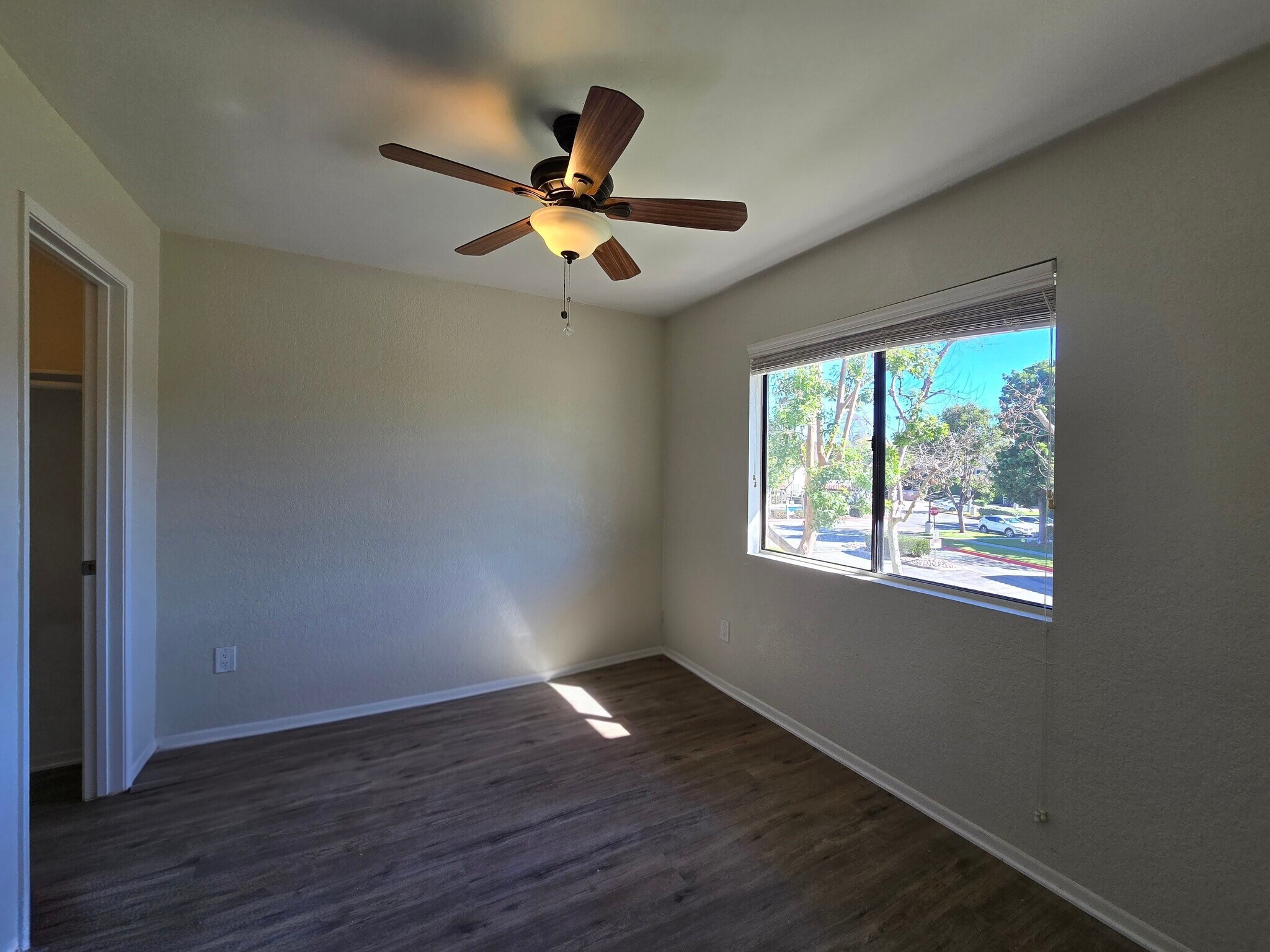 Building Photo - 956 Lupine Hills Dr