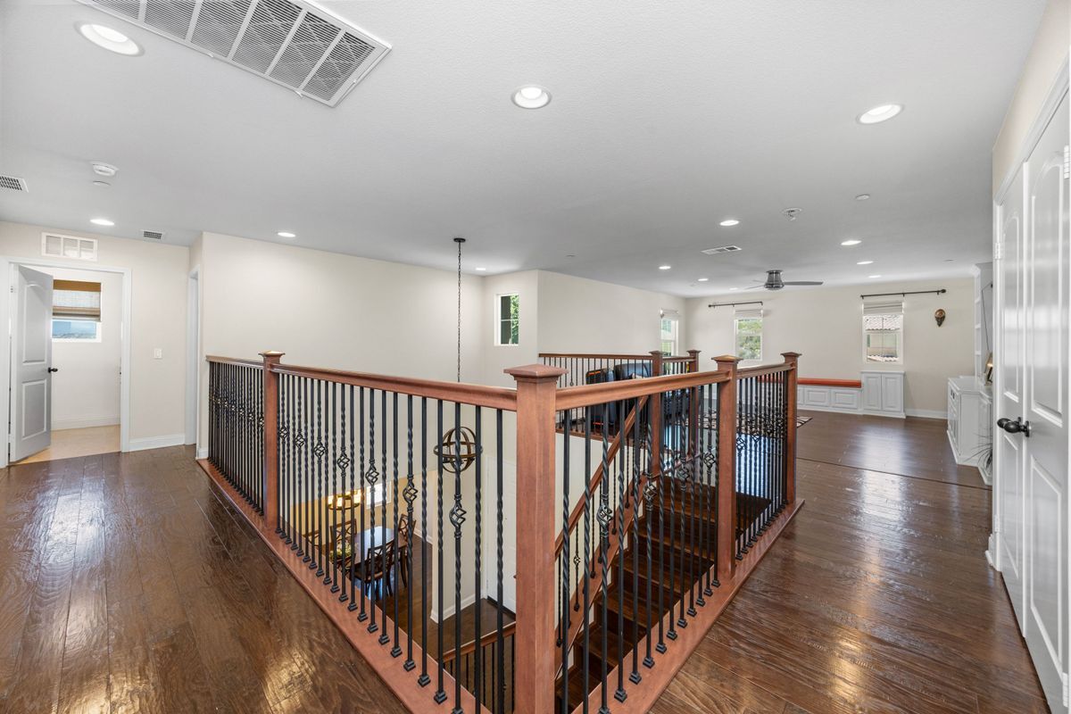 Building Photo - 25589 Foxglove Ln