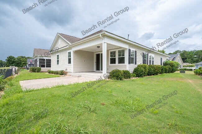 Building Photo - 121 Champions Village Dr