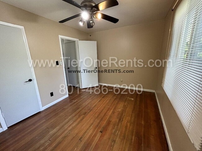 Building Photo - NO DEPOSIT option available for qualified ...