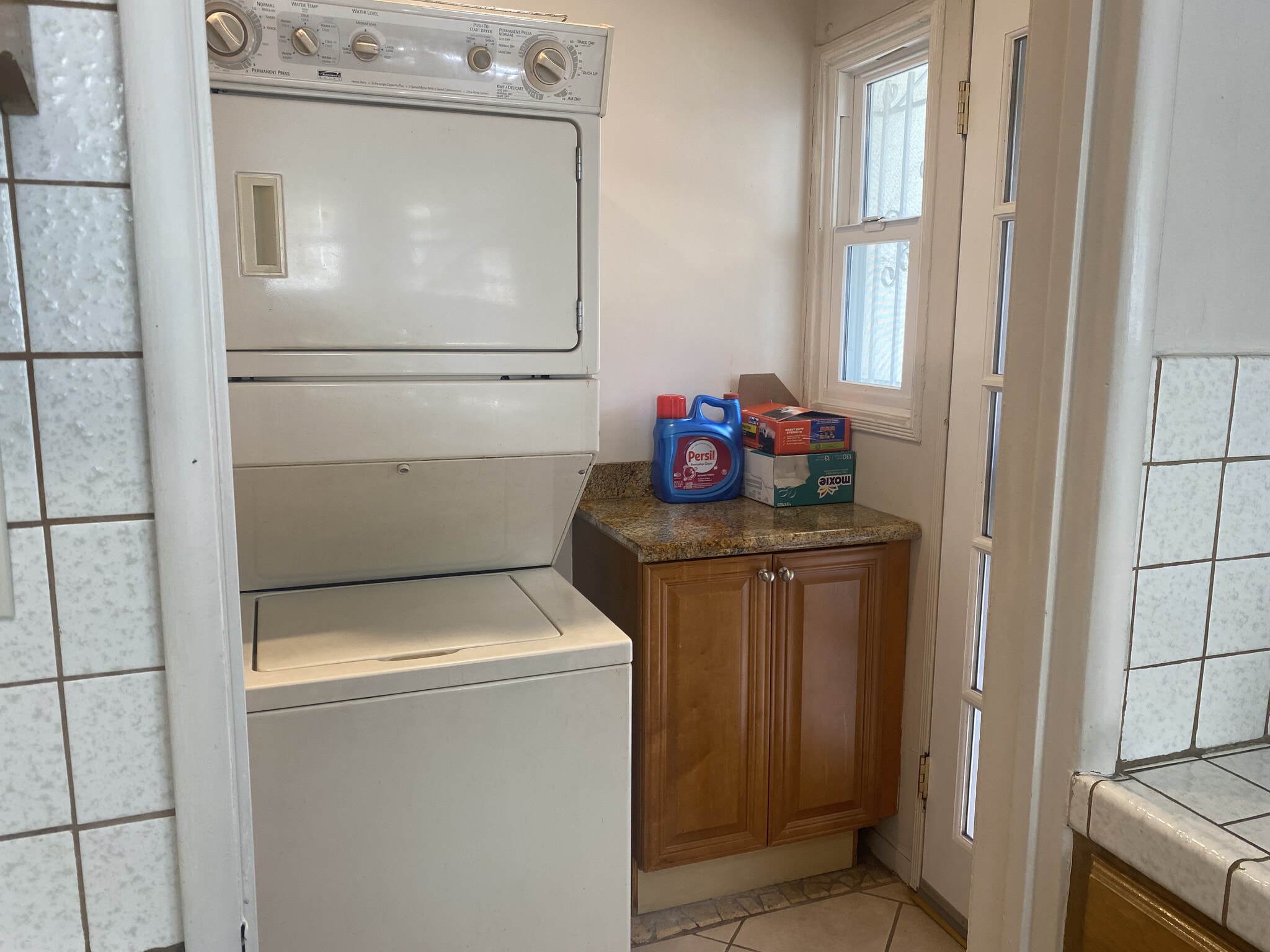 Building Photo - 4016 Hepburn Ave