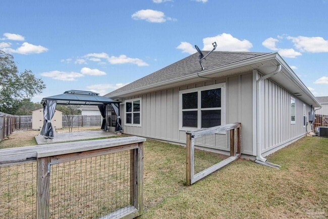 Building Photo - 5761 Danbury Blvd