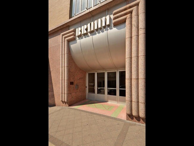 Building Photo - 710 Colorado St