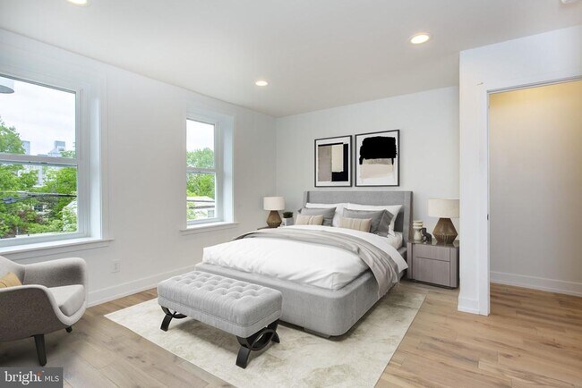 Building Photo - 2120 Ellsworth St