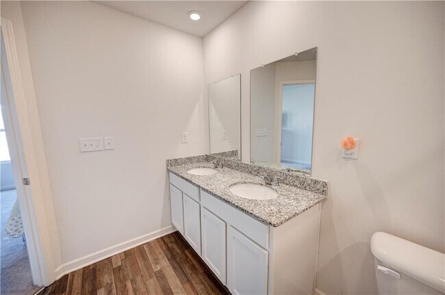 Building Photo - 500 Pemberton St