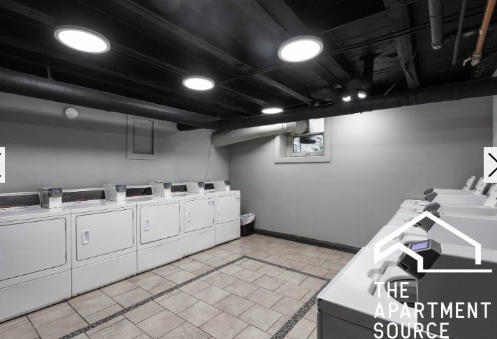 Building Photo - 739 W Belmont Ave