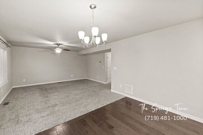 Building Photo - 10957 Matta Dr